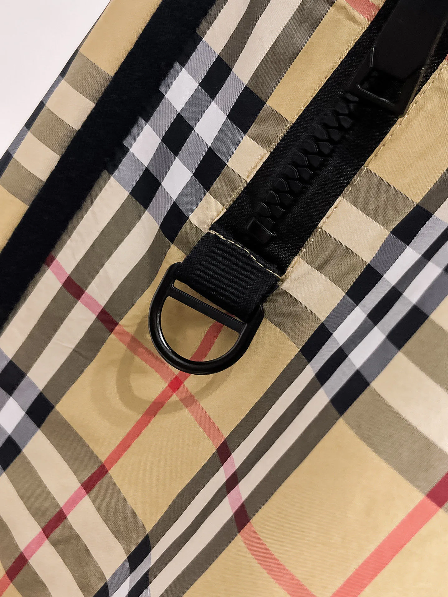 Шорты Мужские Burberry 13417558
