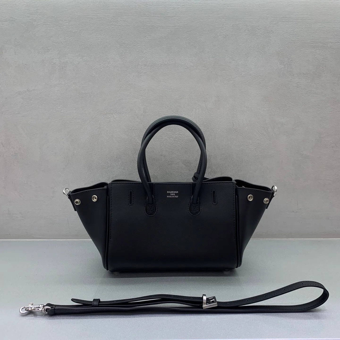 Сумки На Ремне Женские Balenciaga 892911