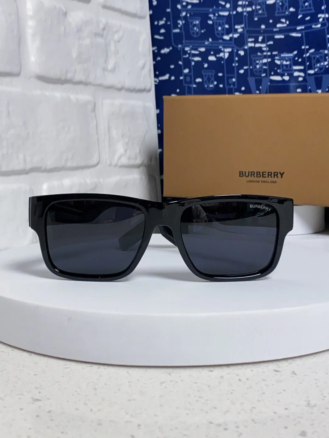 Очки Burberry 16872412
