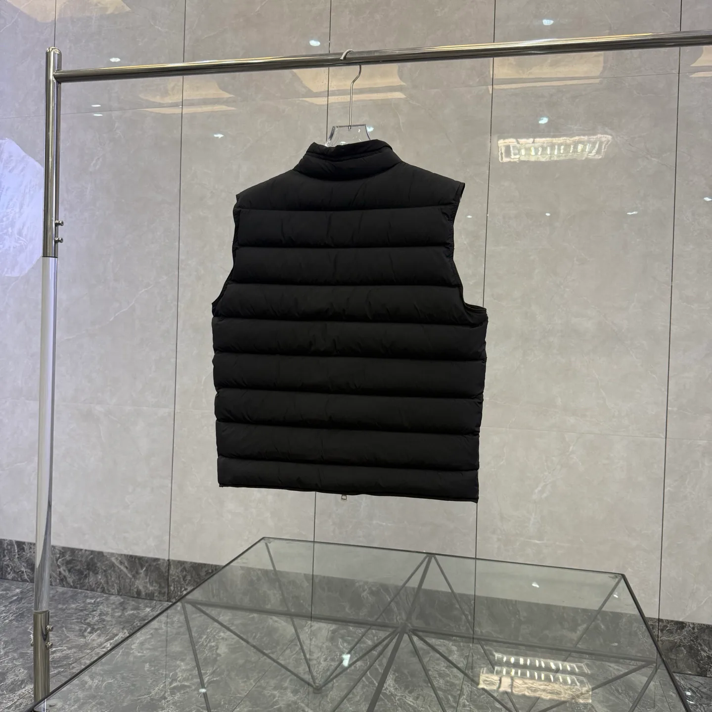 Жилеты Женские Moncler 18615110