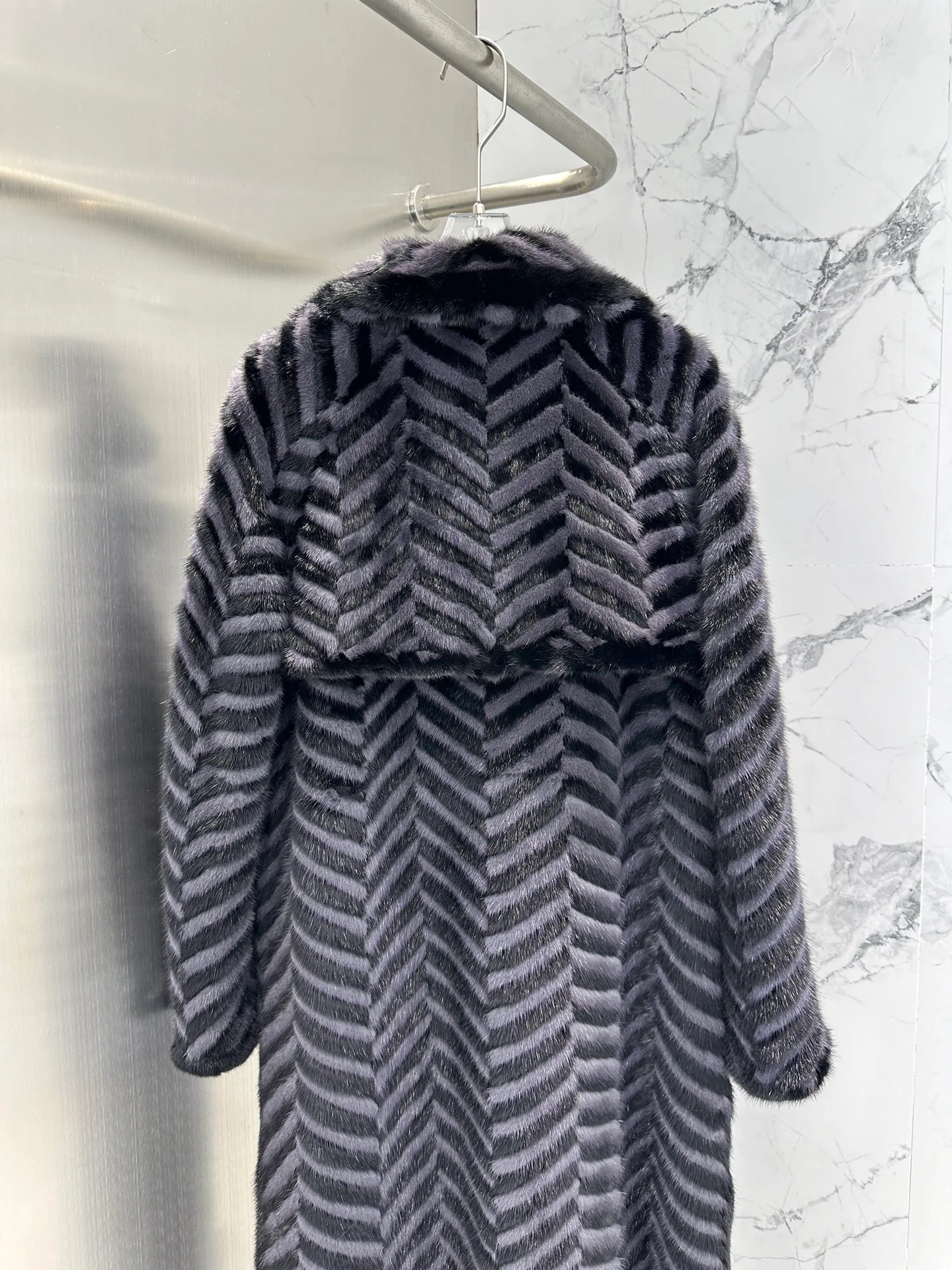 Шубы Женские Fendi 18082603