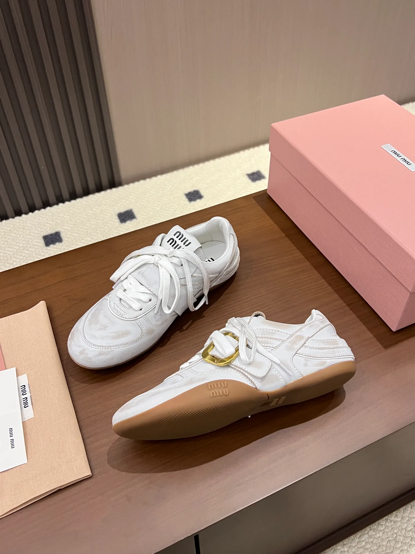 Кроссовки Женские Miu Miu 17968593