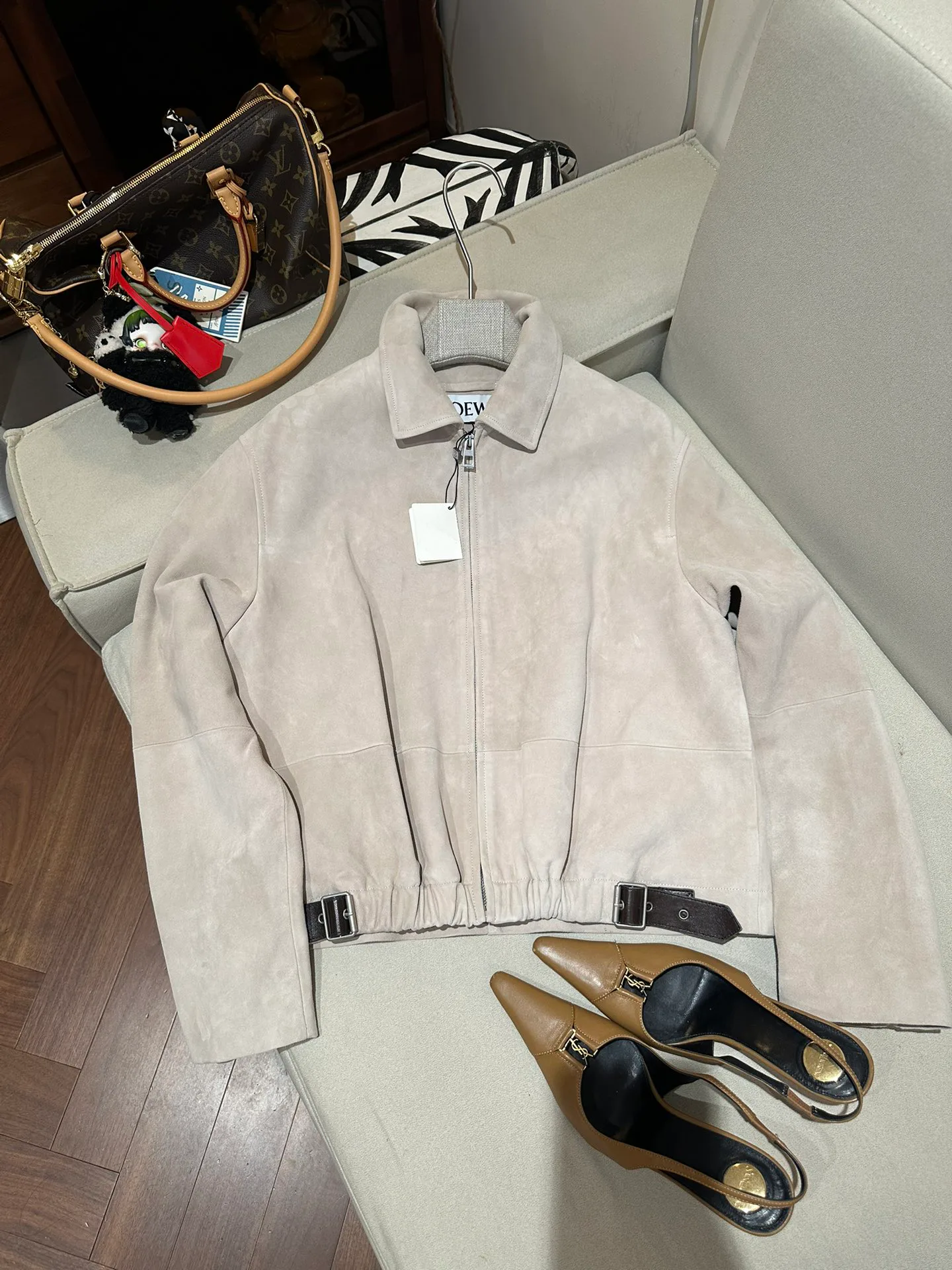 Кожаные Куртки И Дублёнки Женские Loewe 11679734