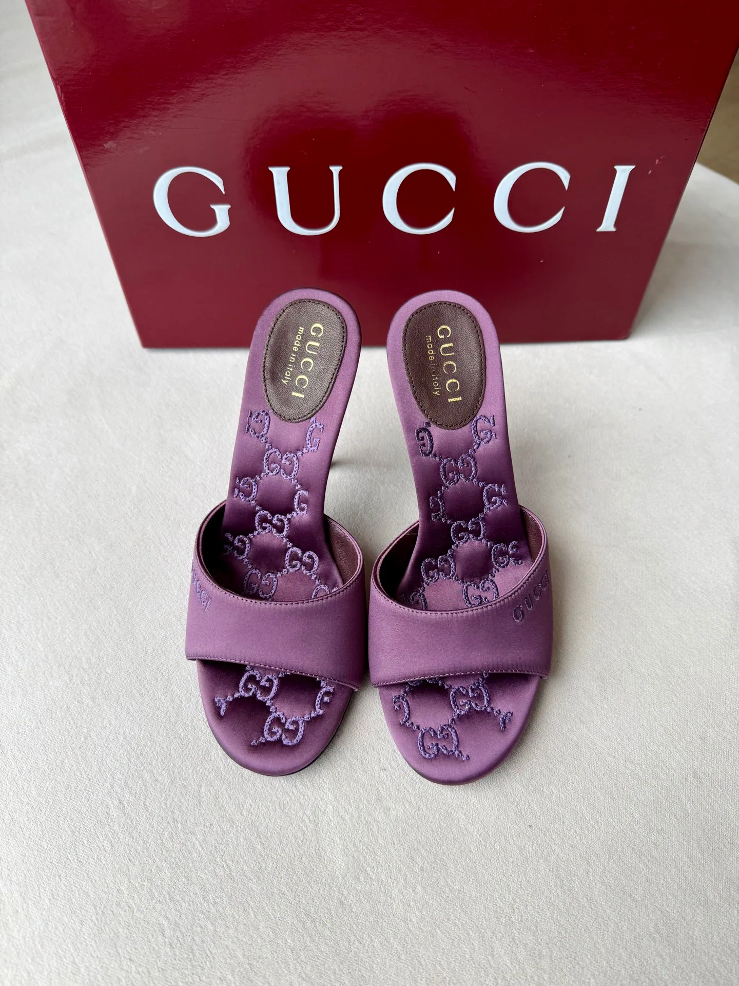 Босоножки Женские Gucci 18120657