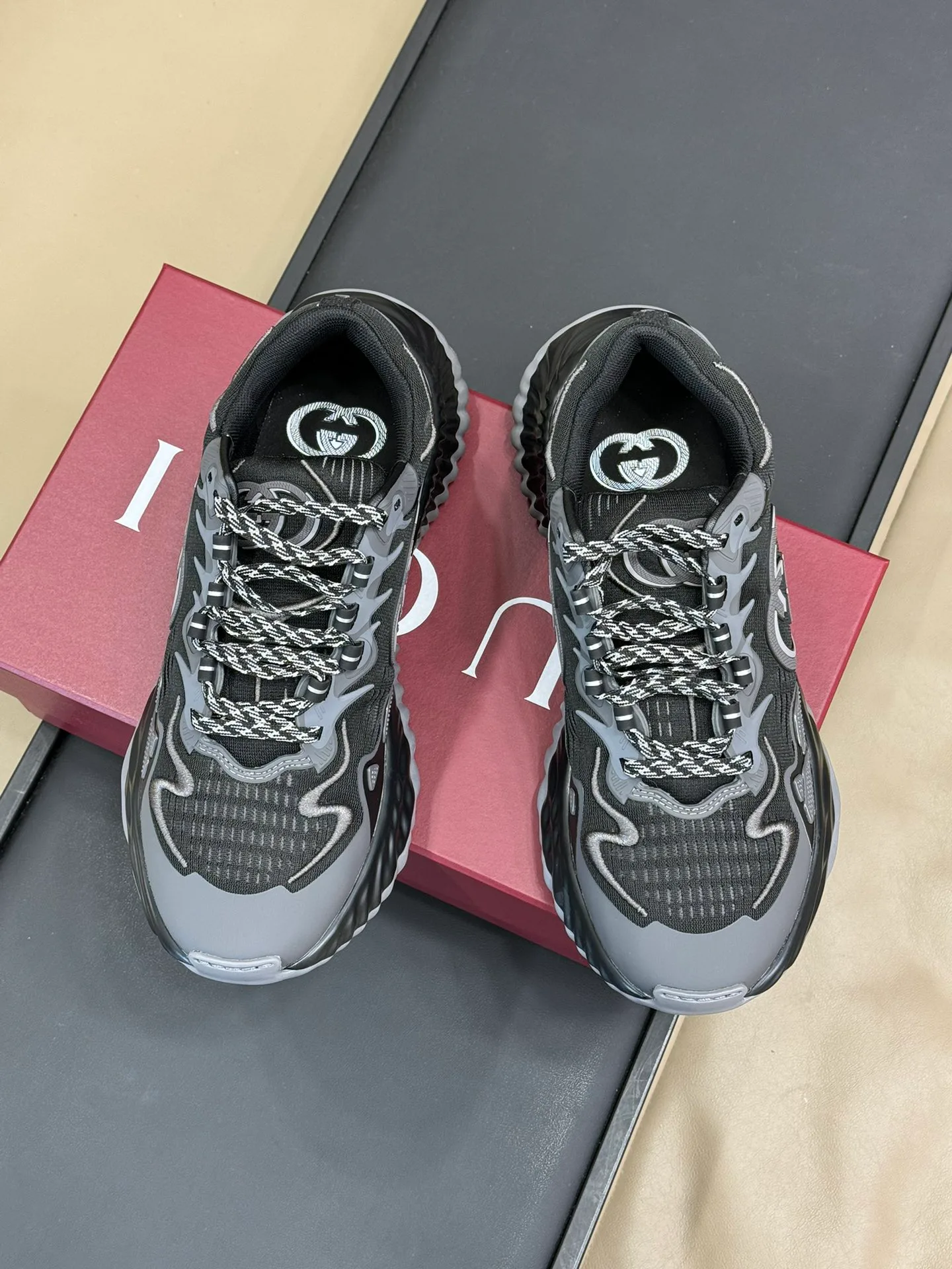 Кроссовки Женские Gucci 2967