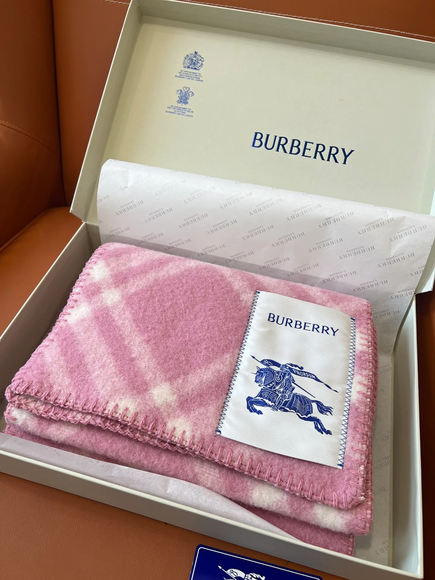 Шарфы Burberry 4518642