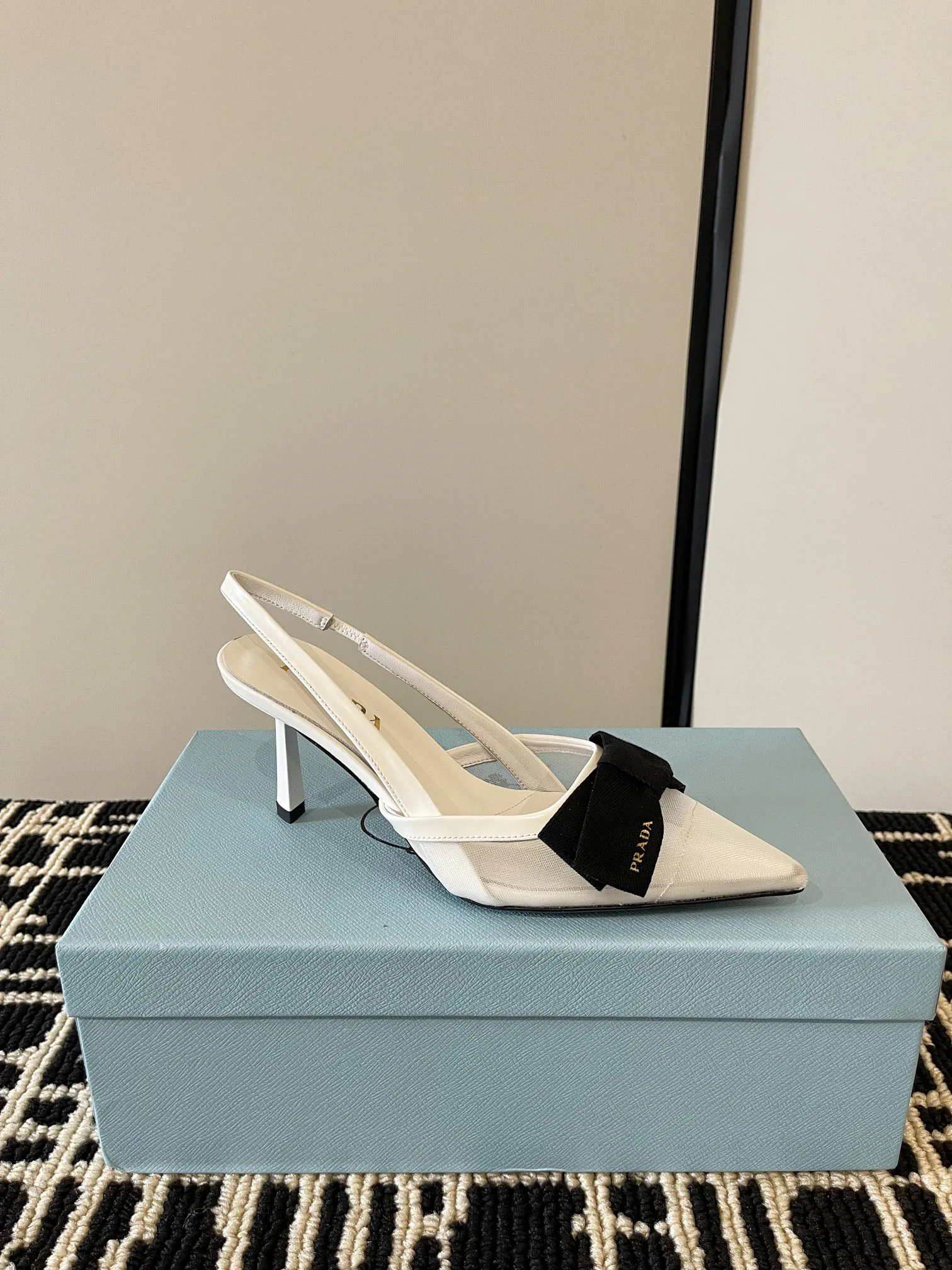 Босоножки Женские Prada 11162890