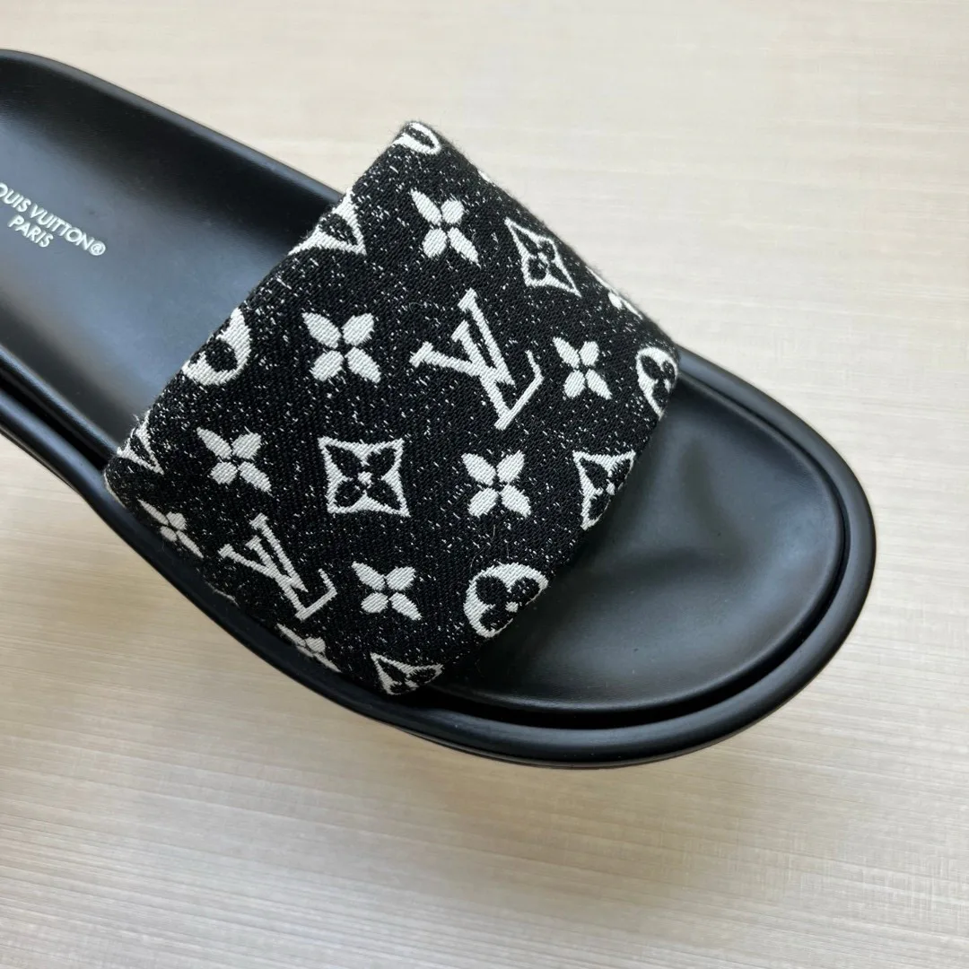 Шлепанцы Женские Louis Vuitton 9801513