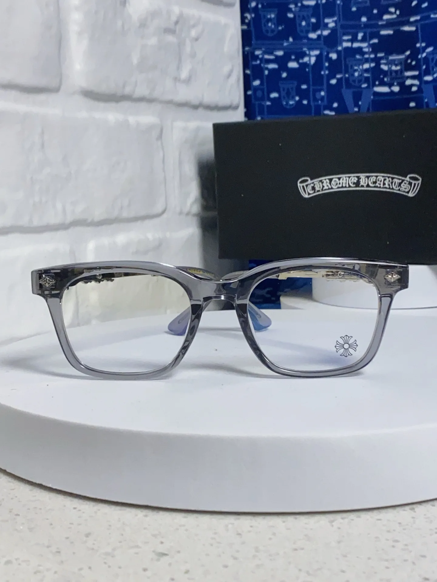 Очки Chrome Hearts 13135722