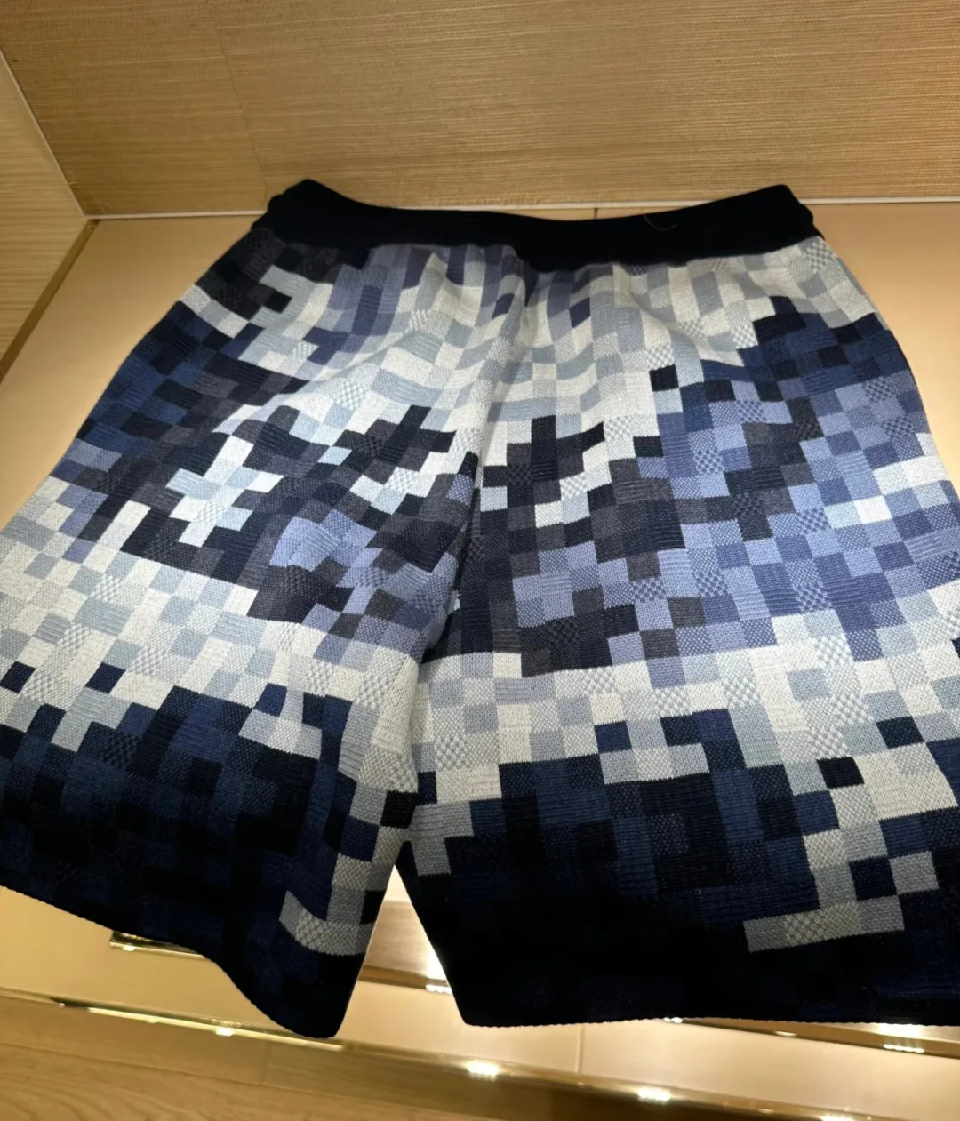 Шорты Мужские Louis Vuitton 11701844