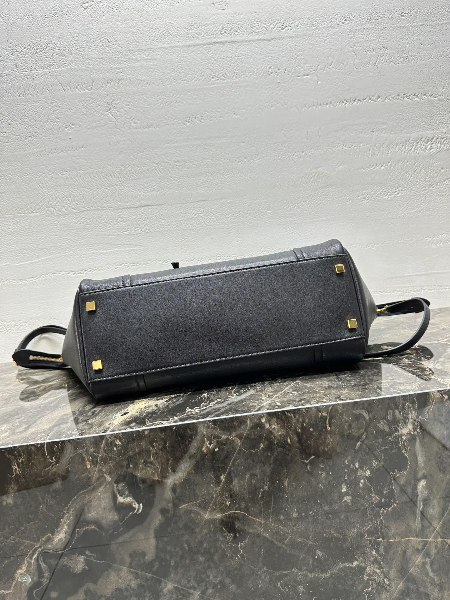 Сумки На Ремне Женские Celine 906140