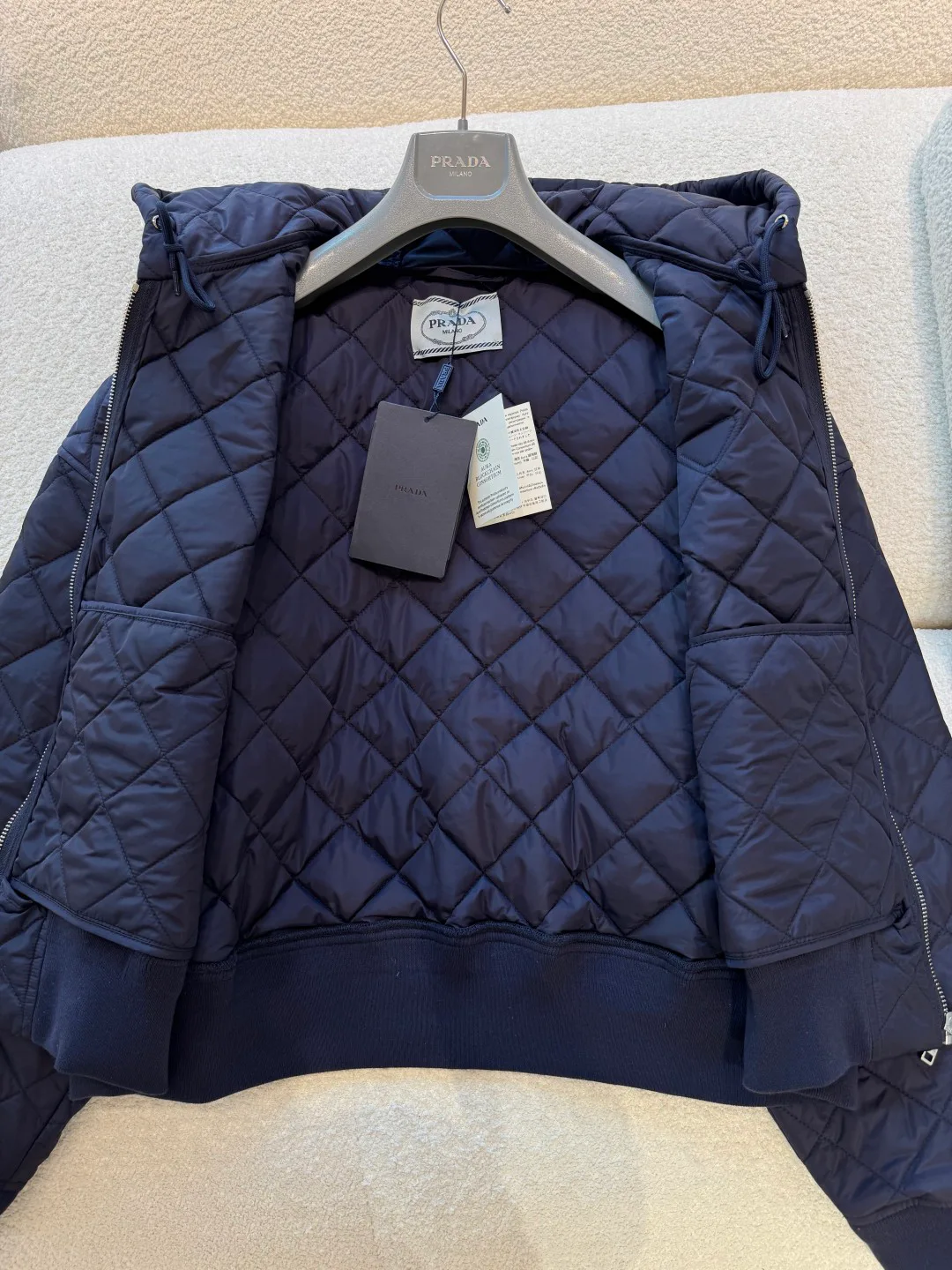 Куртки И Пуховики Женские Prada 78711