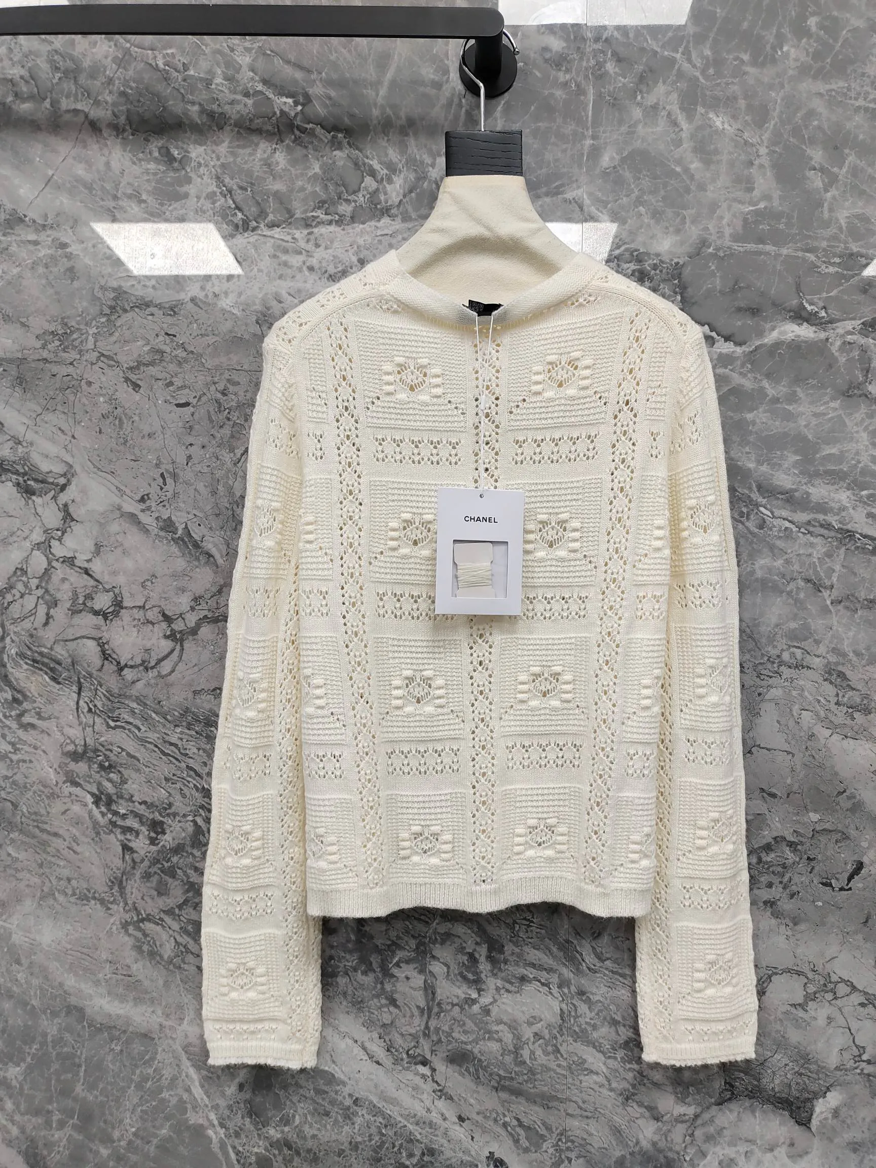 Джемперы И Свитеры Женские Chanel 10678531