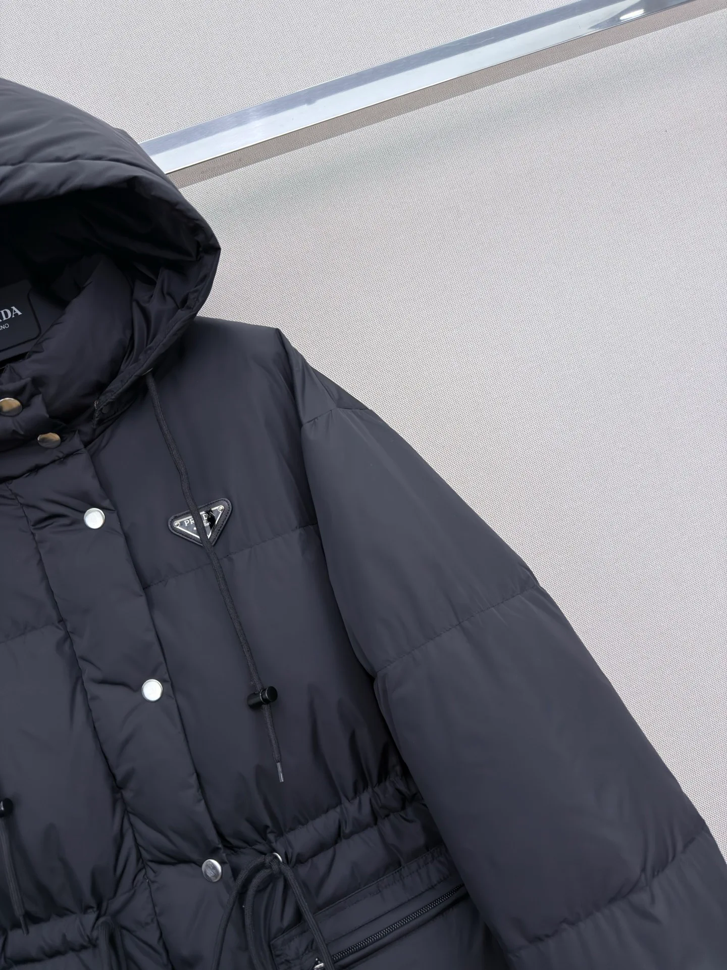Куртки И Пуховики Женские Prada 18348171