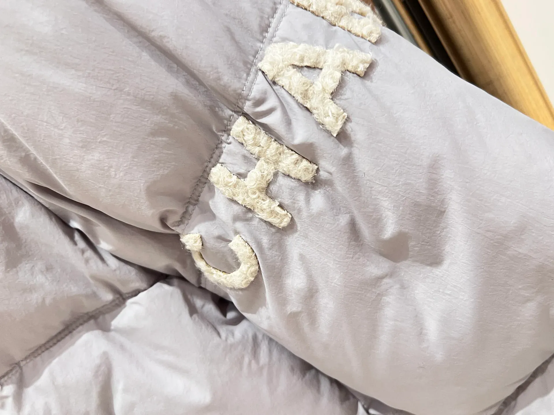 Куртки И Пуховики Женские Chanel 1263523