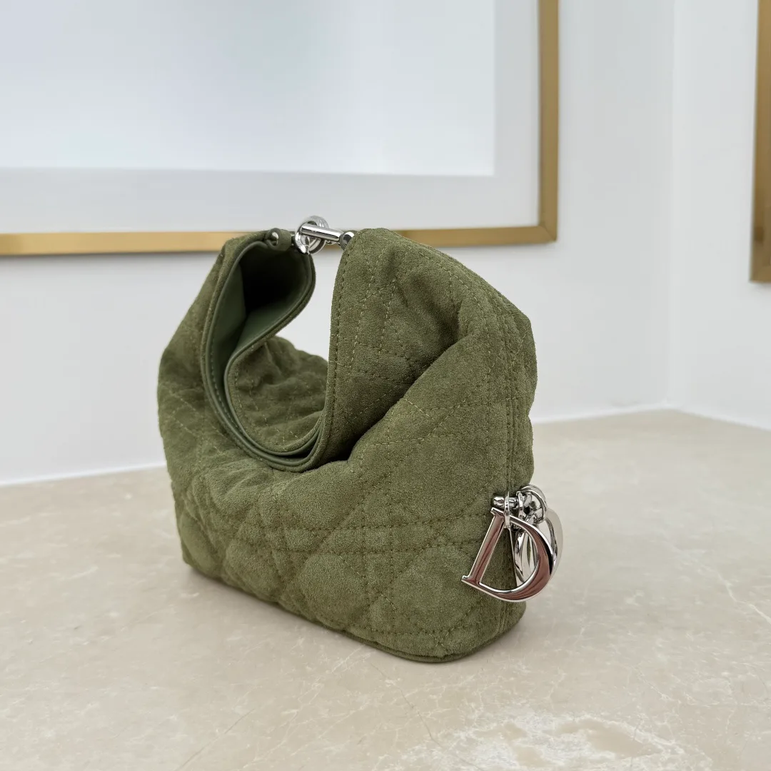 Классические Сумки Женские Christian Dior 18116267