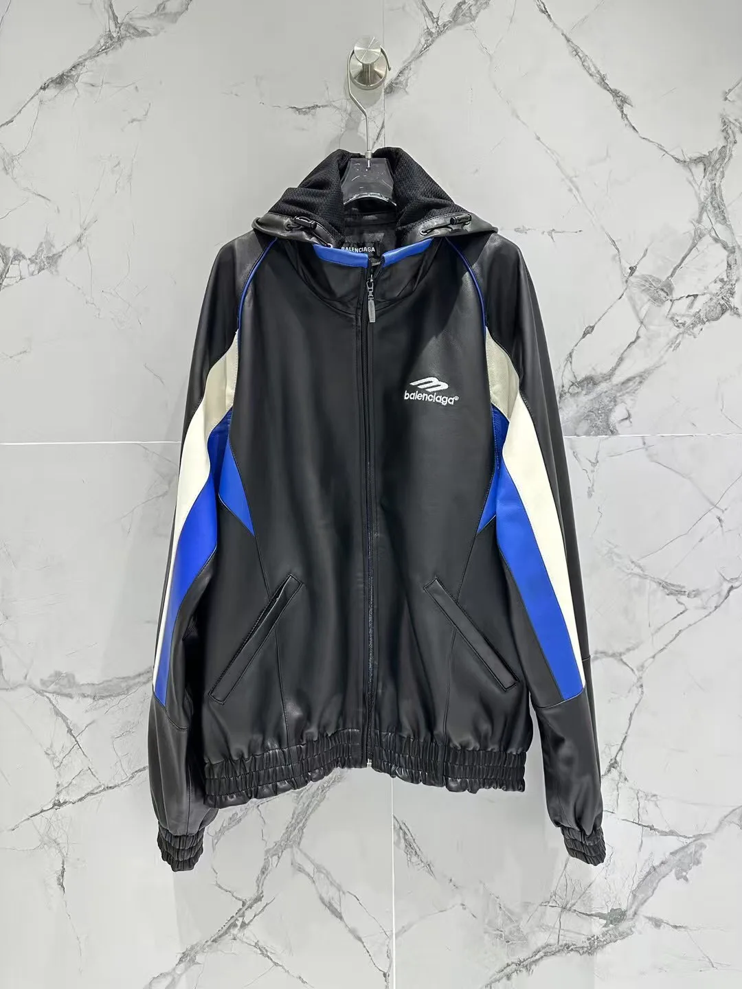 Кожаные Куртки И Дублёнки Женские Balenciaga 11544816