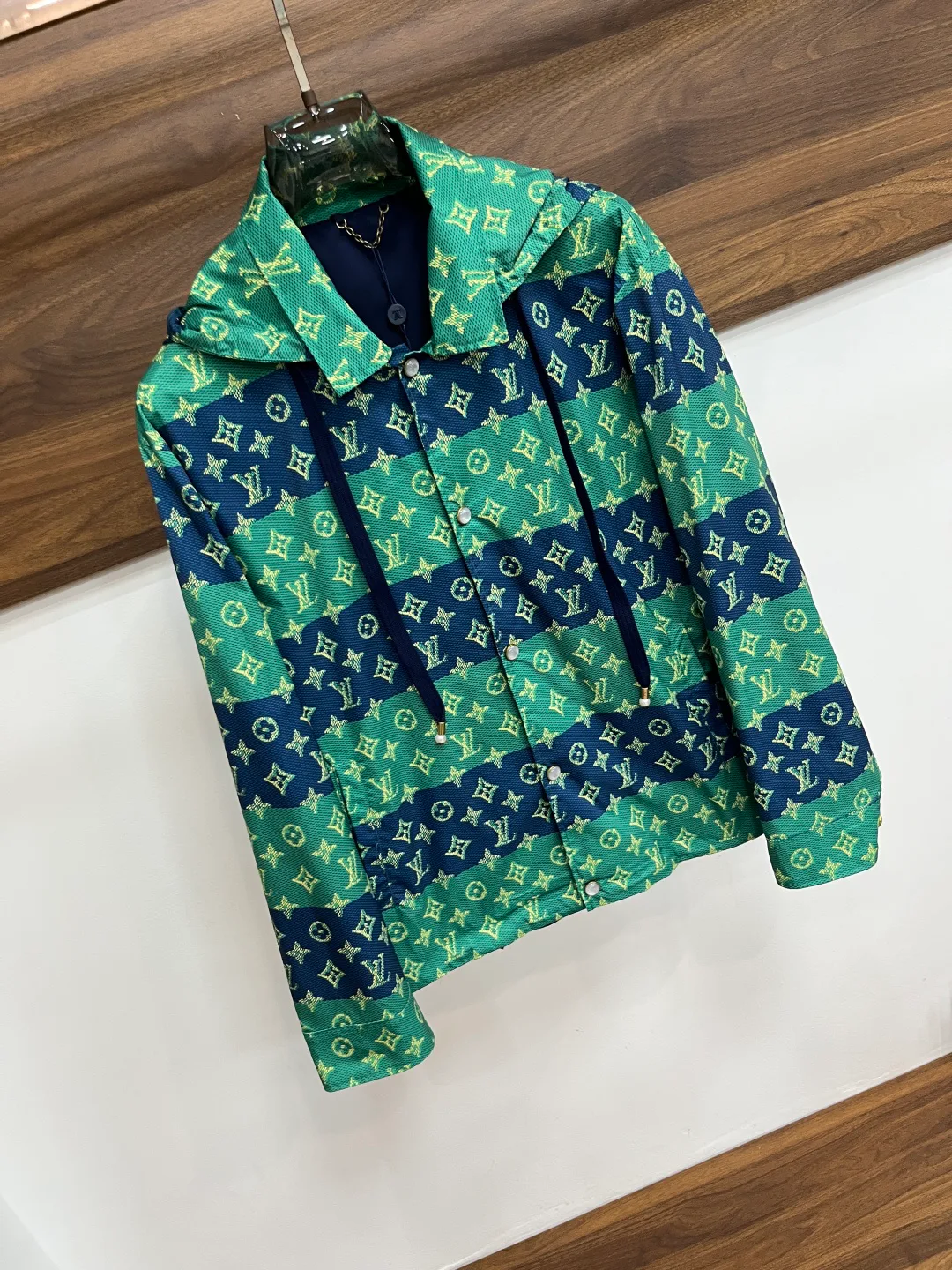 Куртки И Пуховики Мужские Louis Vuitton 11683901