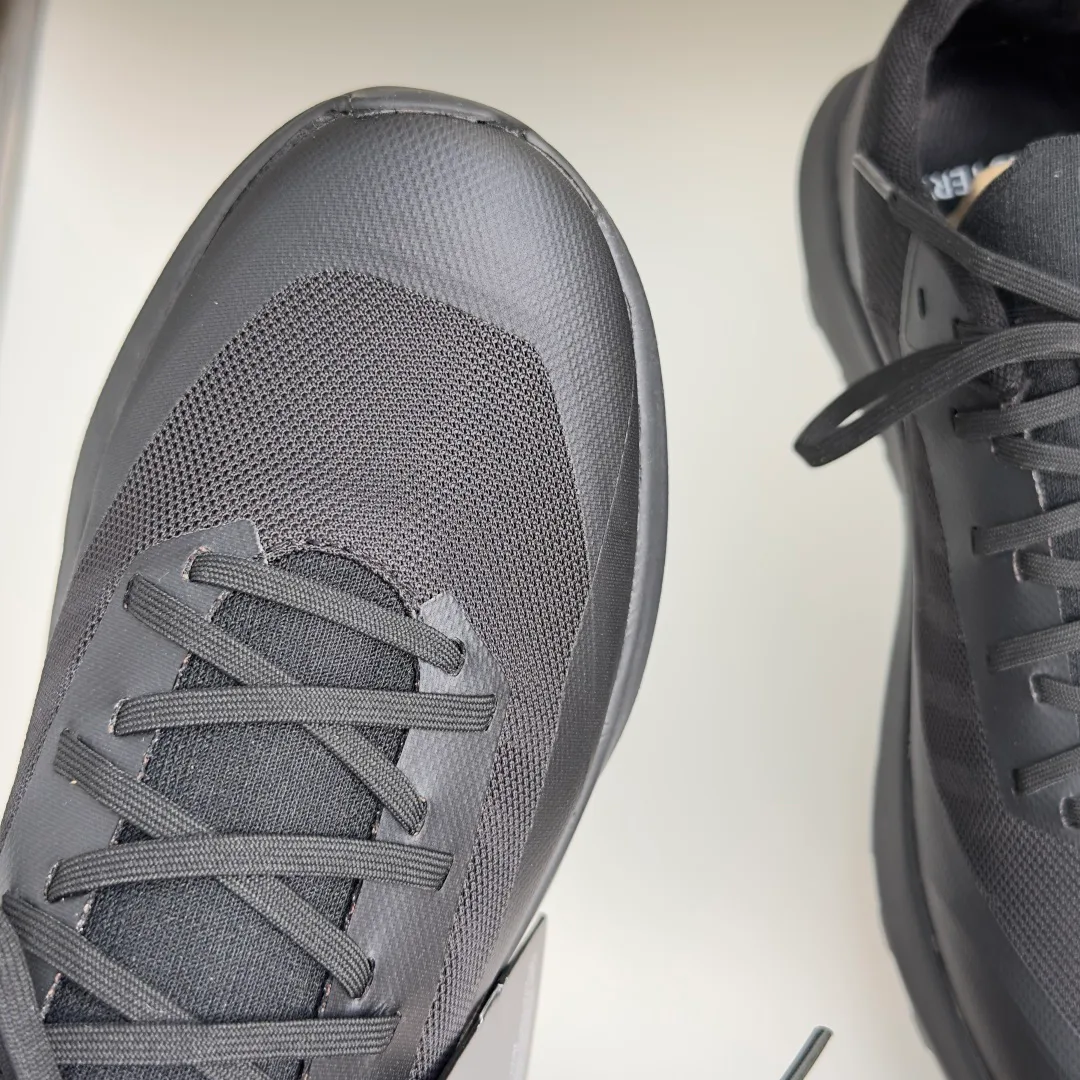 Кроссовки Женские Arcteryx 17415466