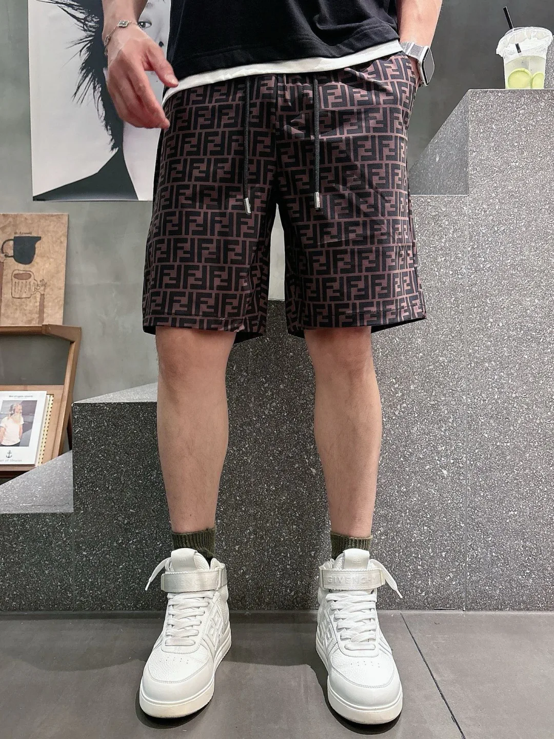 Шорты Мужские Fendi 17468340
