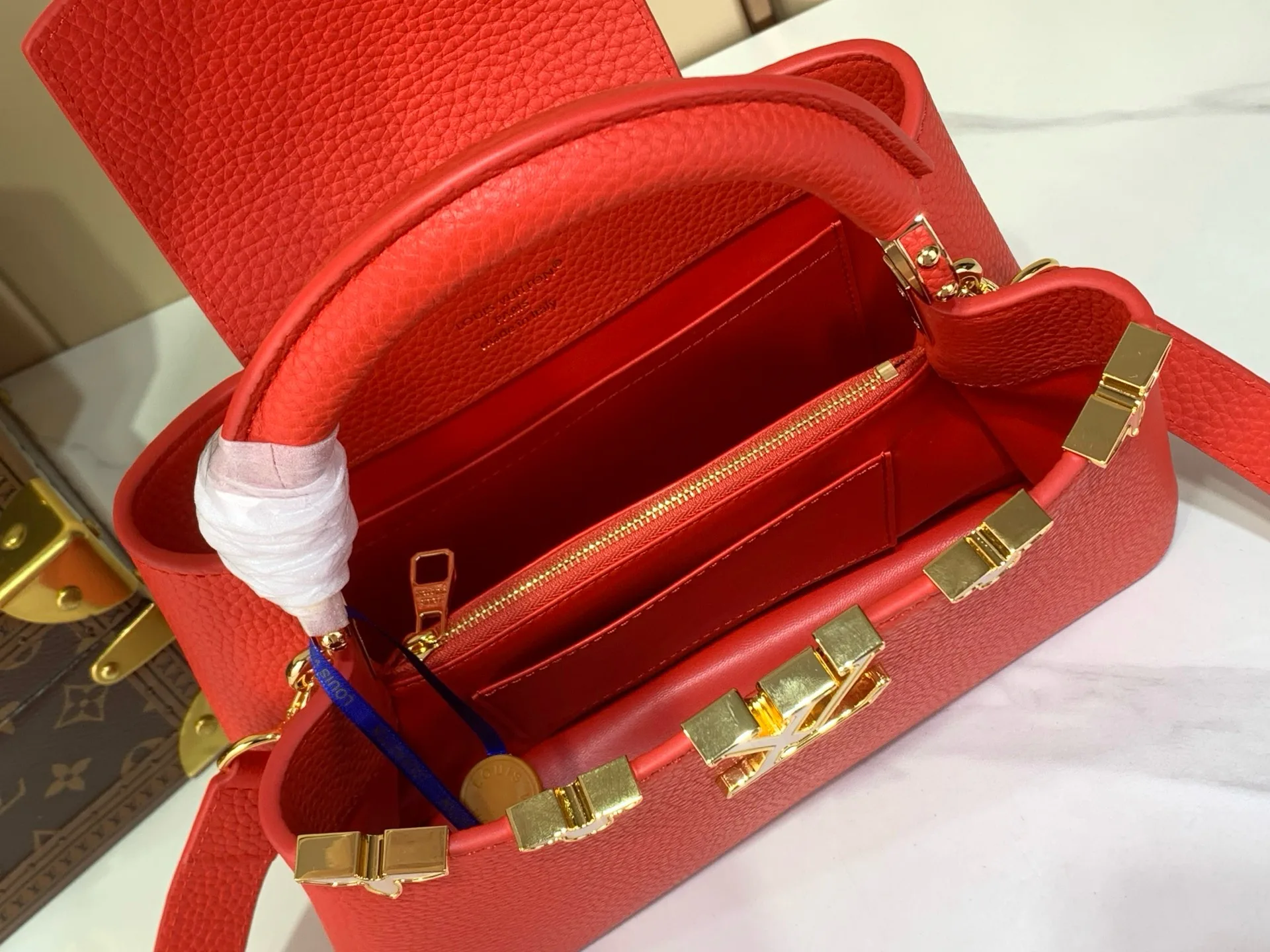 Классические Сумки Женские Louis Vuitton 17499354