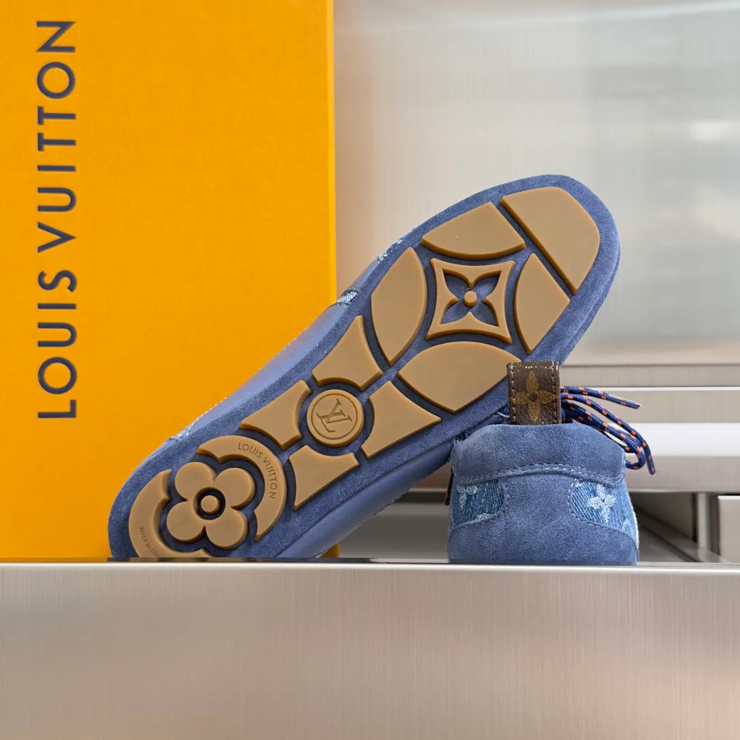 Кроссовки Женские Louis Vuitton 13183846