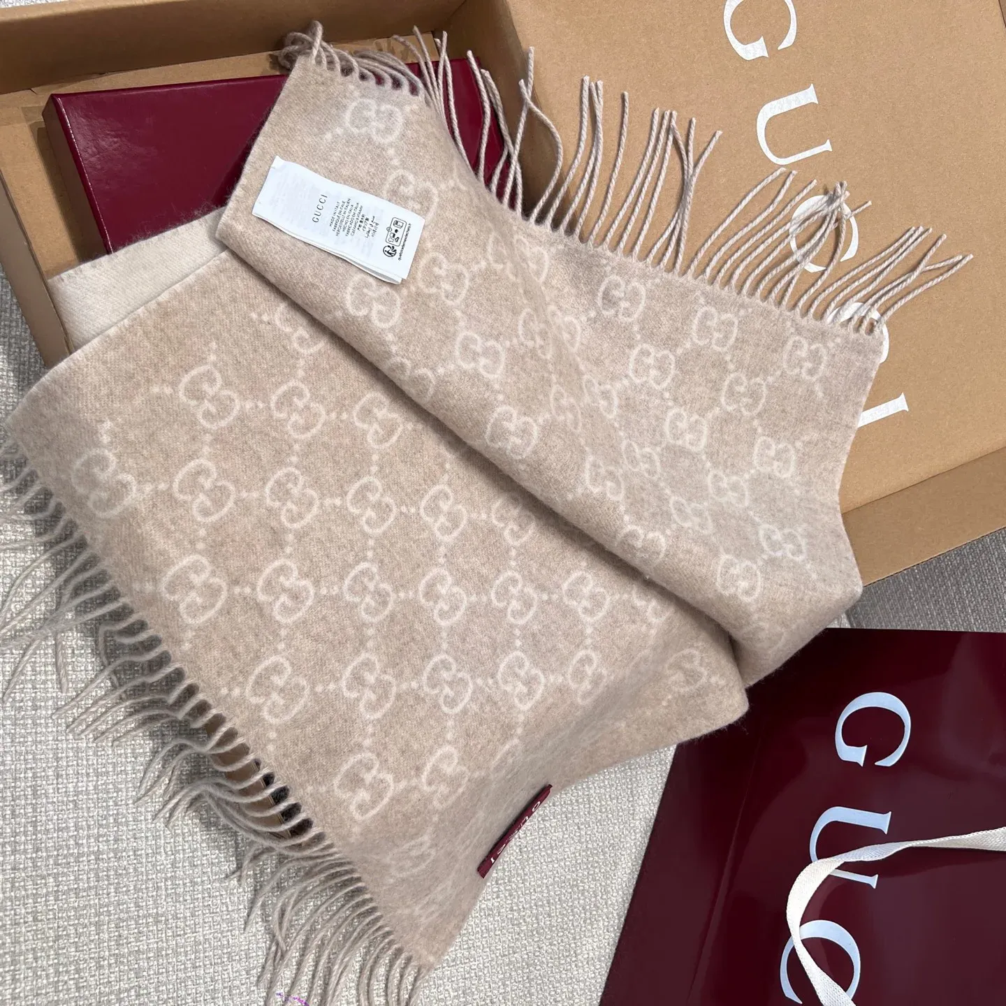 Шарфы Gucci 562897