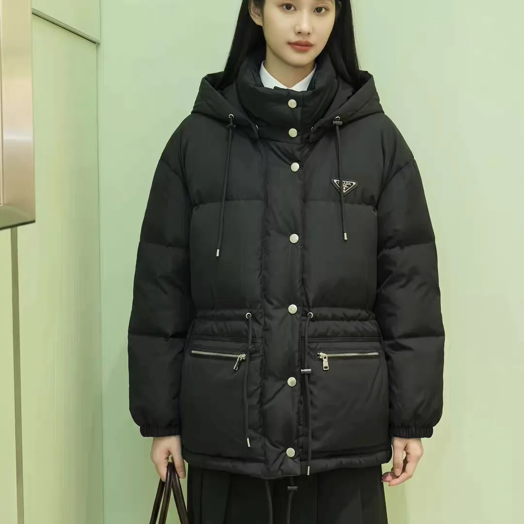 Куртки И Пуховики Женские Prada 18348170
