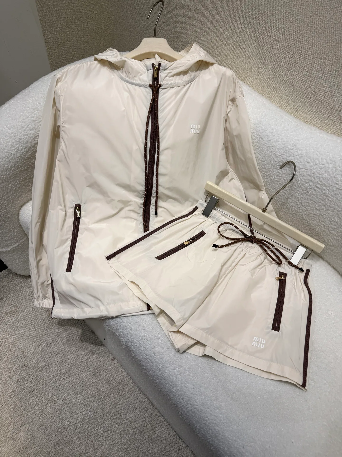 Костюмы Женские Miu Miu 13177839