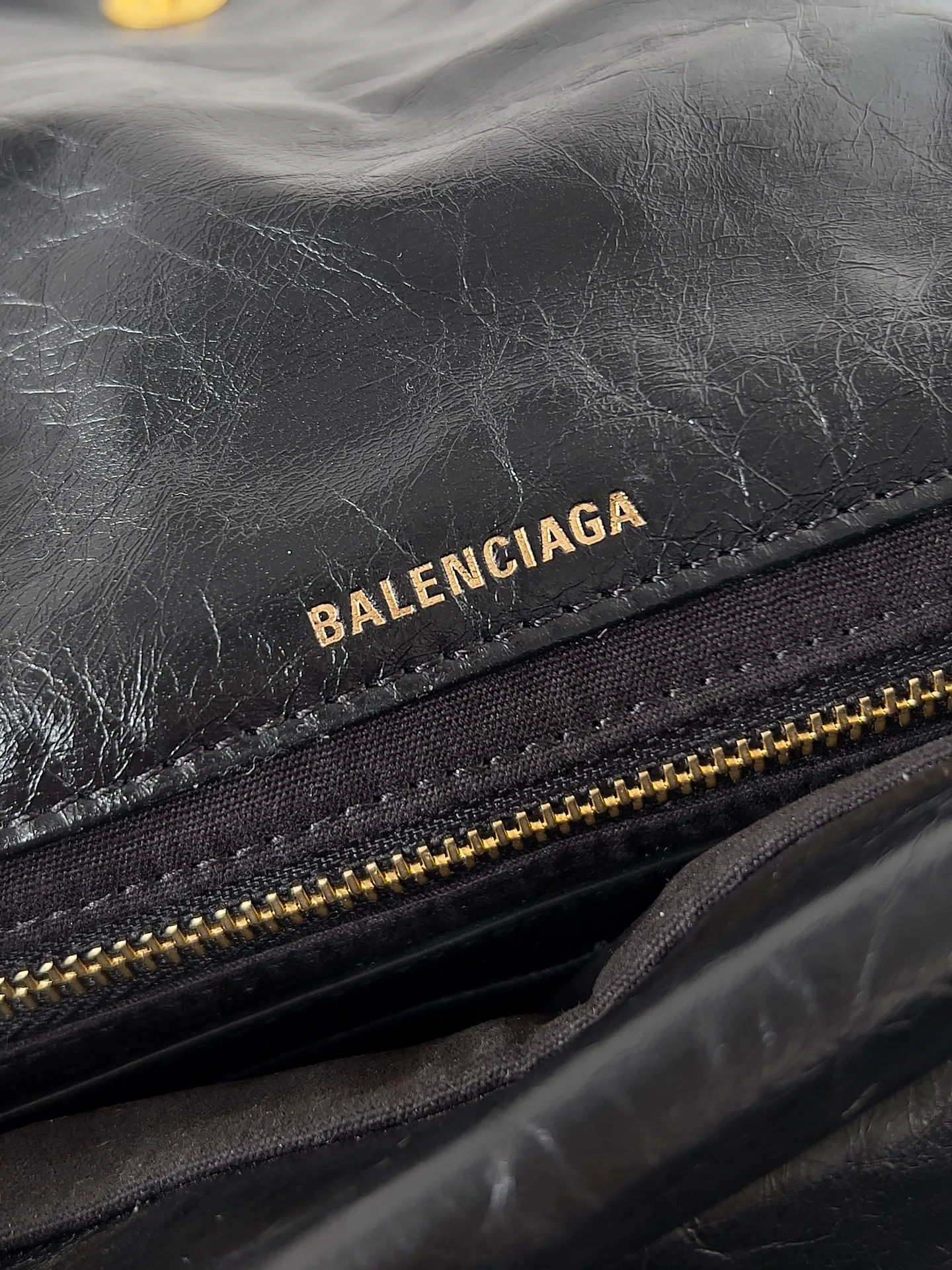 Сумки На Ремне Женские Balenciaga 217839