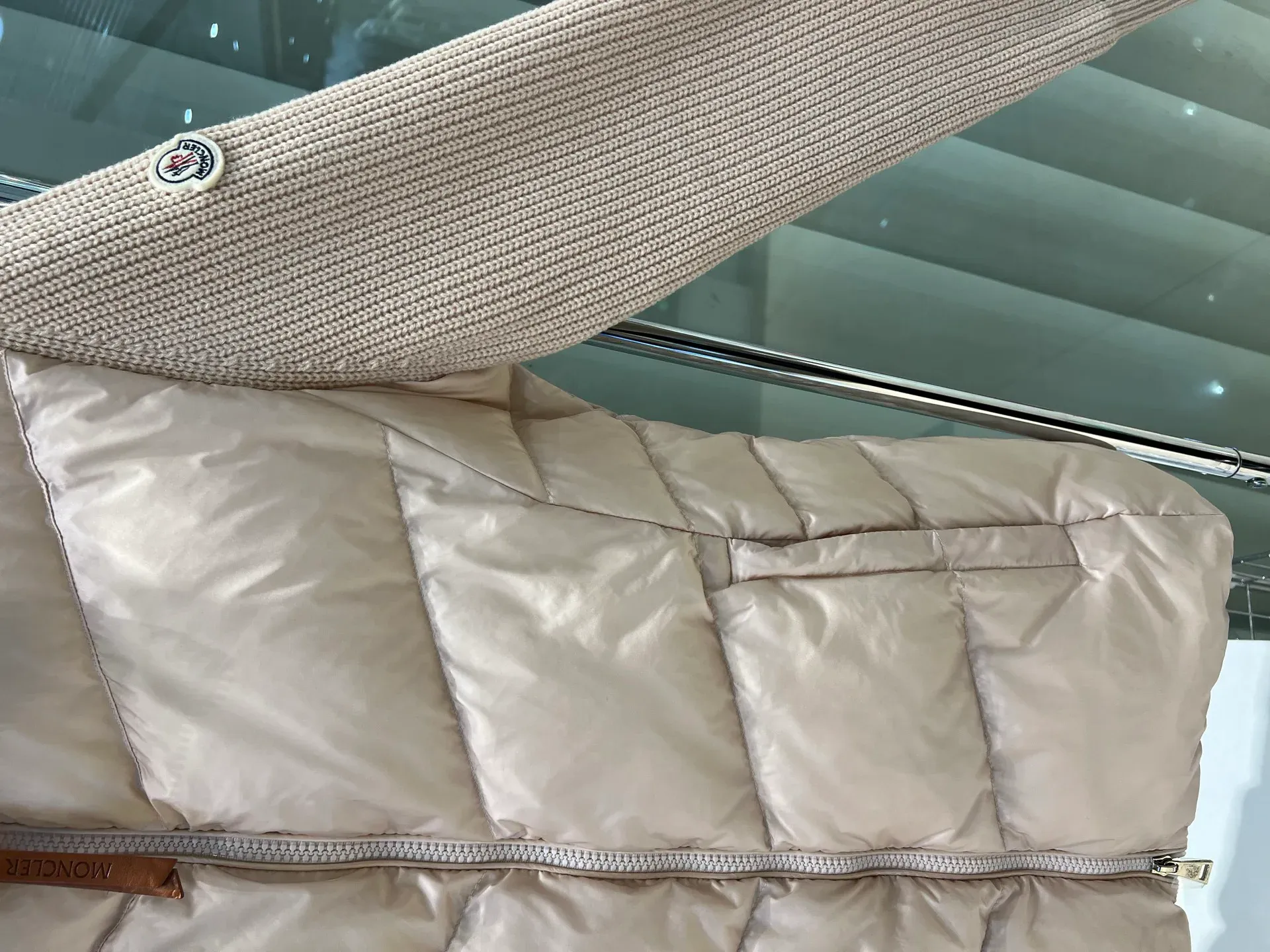 Куртки И Пуховики Женские Moncler 766758