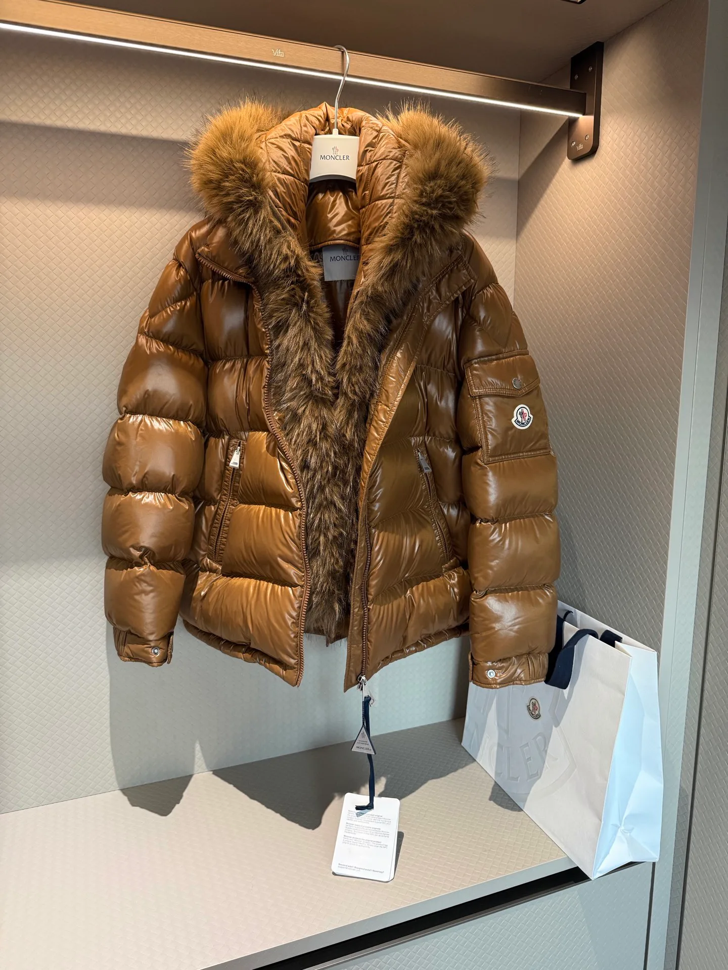 Куртки И Пуховики Женские Moncler 19536399
