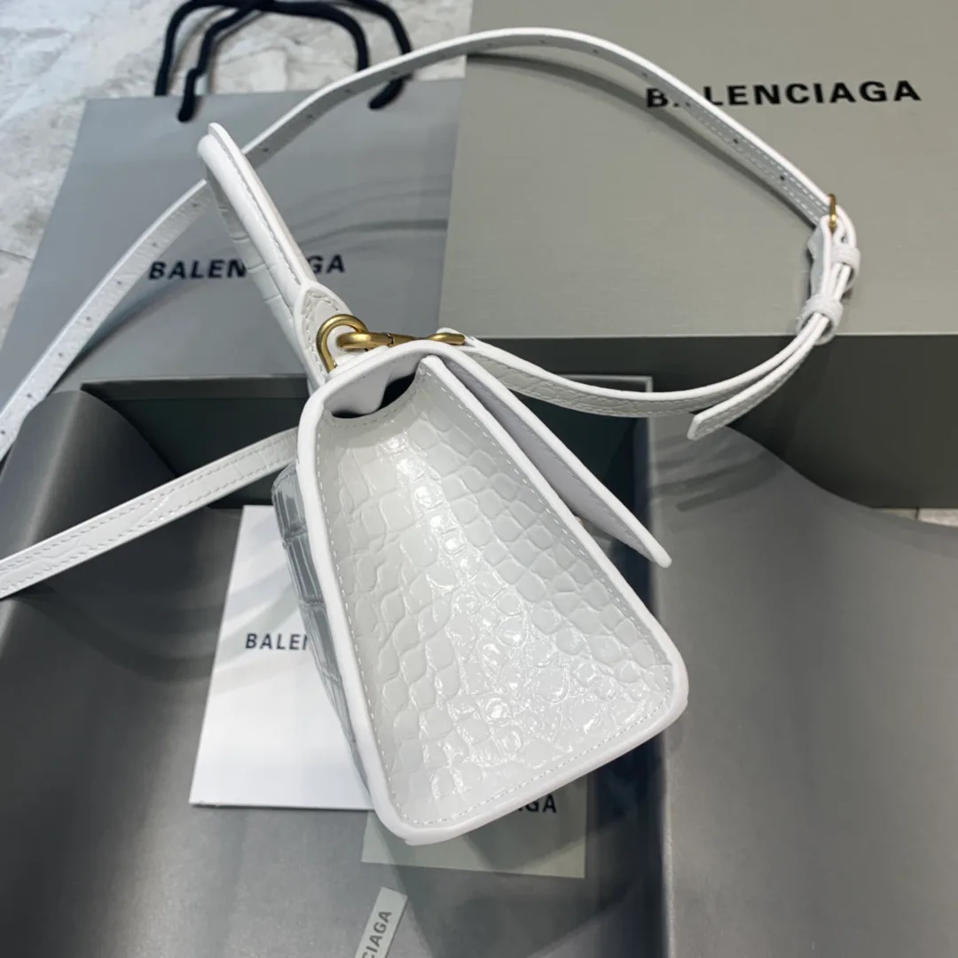 Классические Сумки Женские Balenciaga 17359753