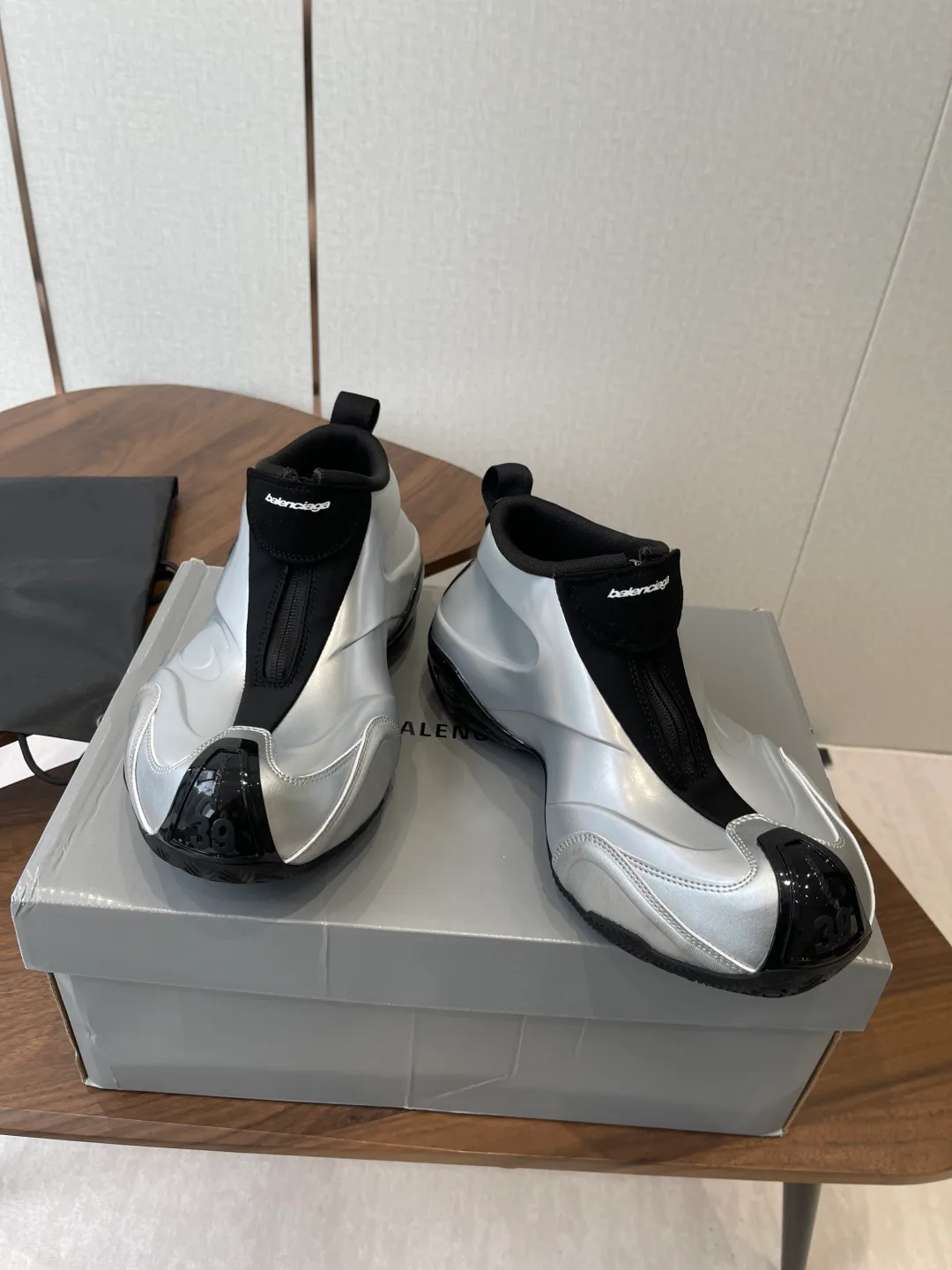 Кроссовки Мужские Balenciaga 252222