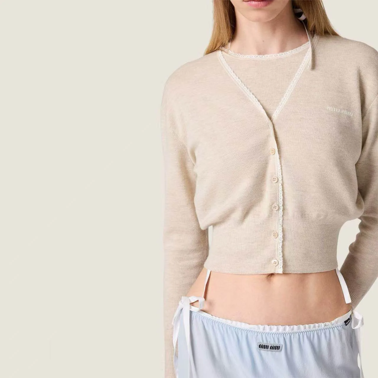 Джемперы И Свитеры Женские Miu Miu 17532346