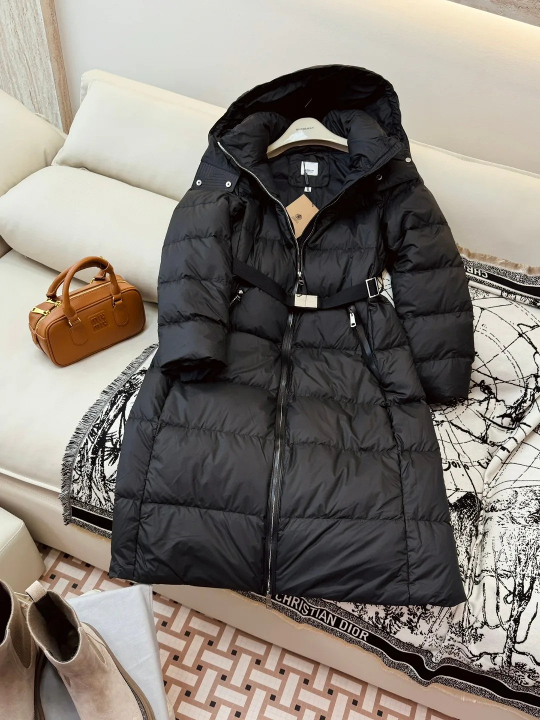 Пуховики Женские Burberry 248363