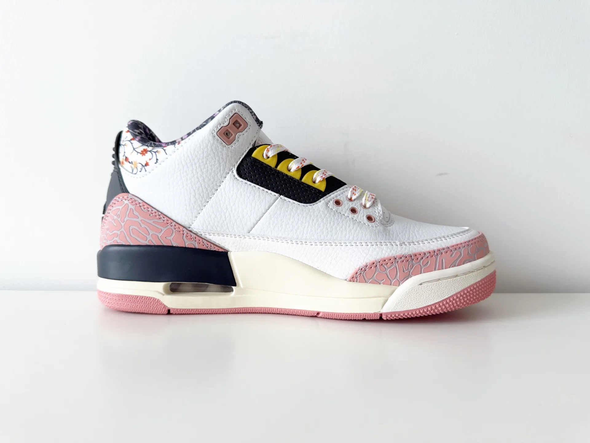 Кроссовки Женские Air Jordan 810820