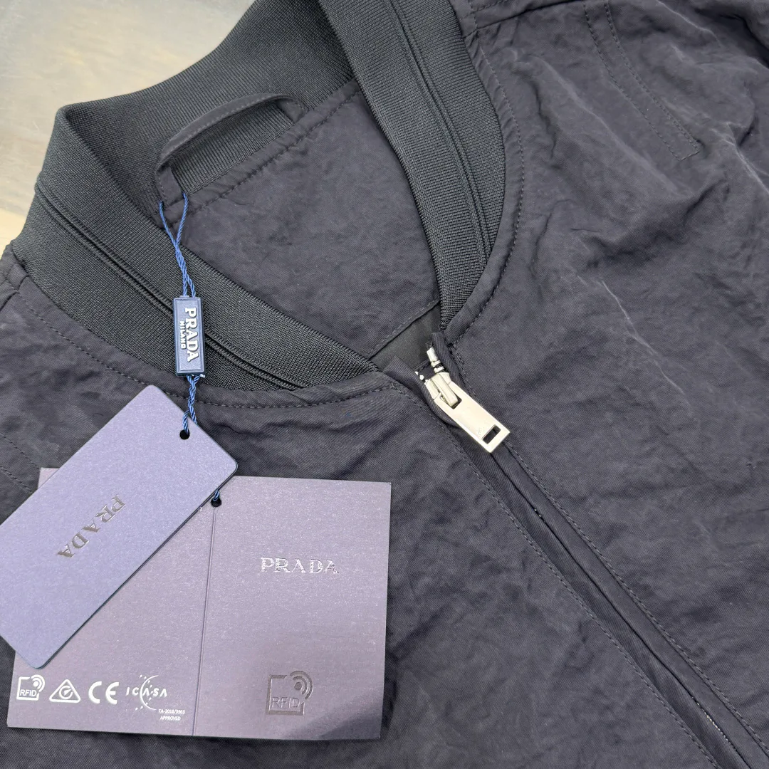 Куртки И Пуховики Мужские Prada 17550790