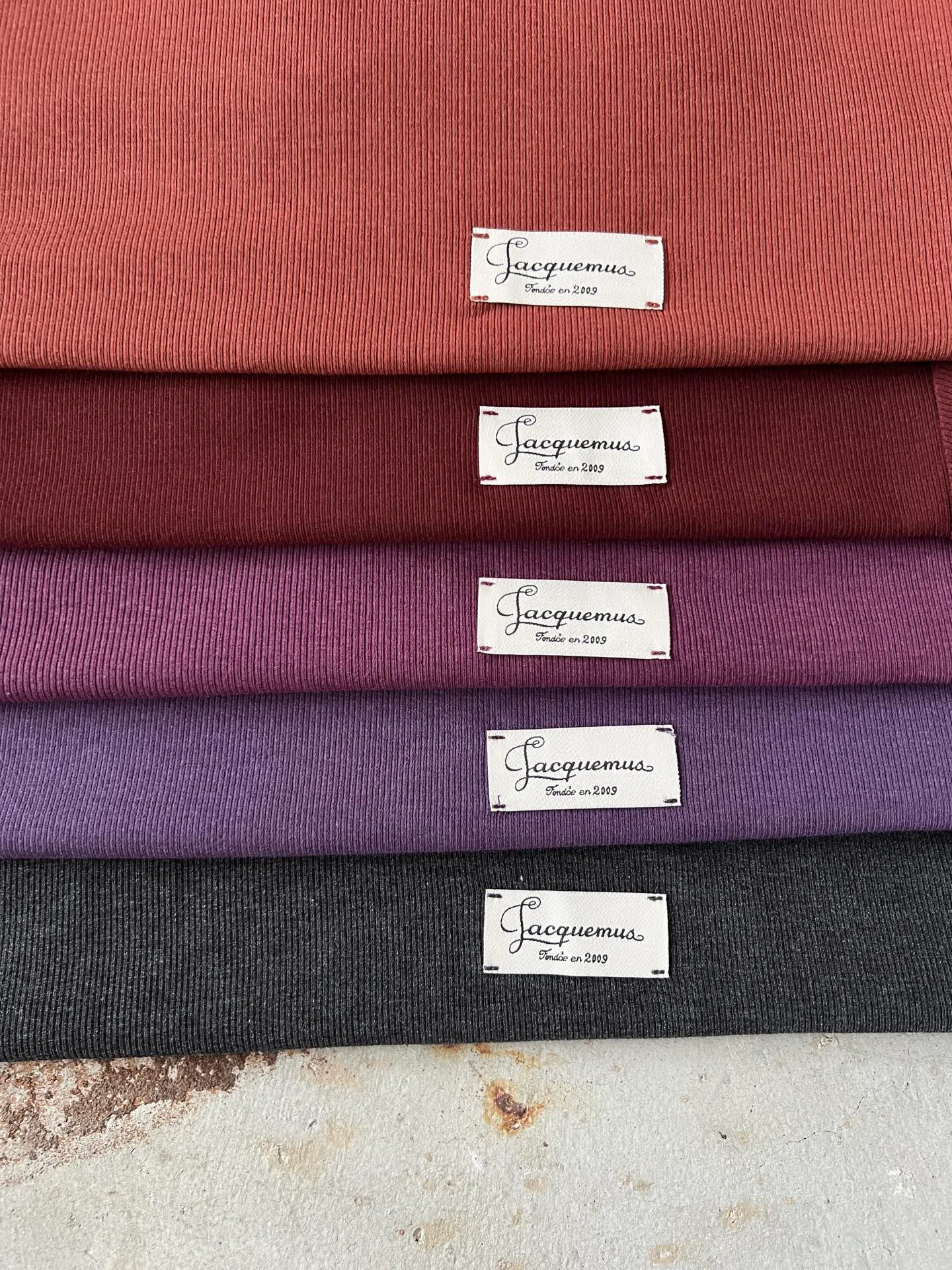 Футболки Женские Jacquemus 19450745