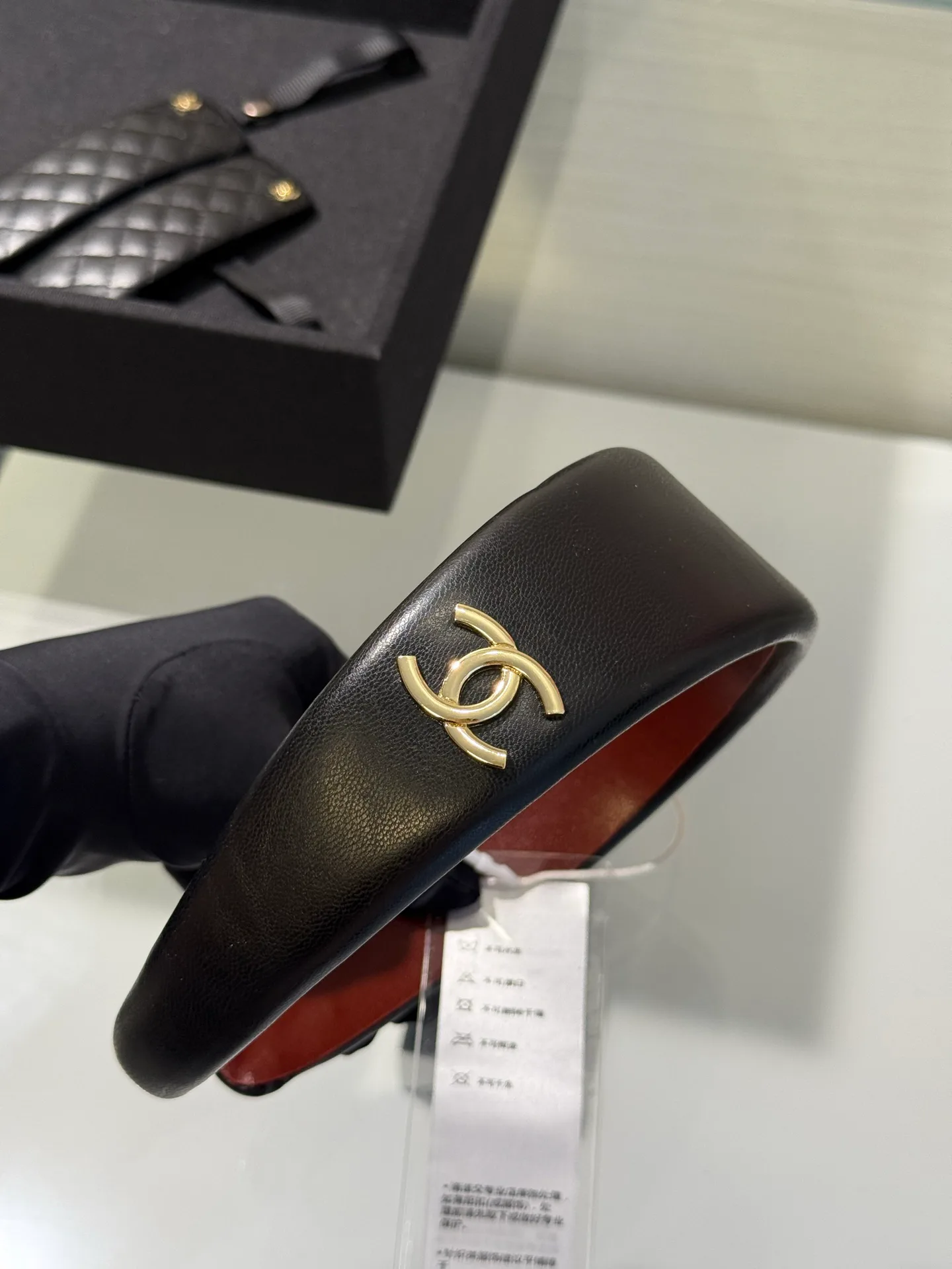 Головные Уборы Chanel 12940128