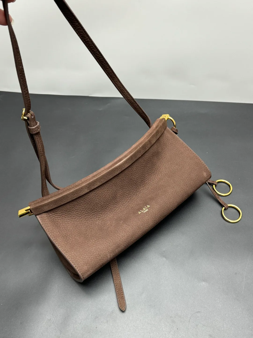 Сумки На Ремне Женские Alaia 11667391