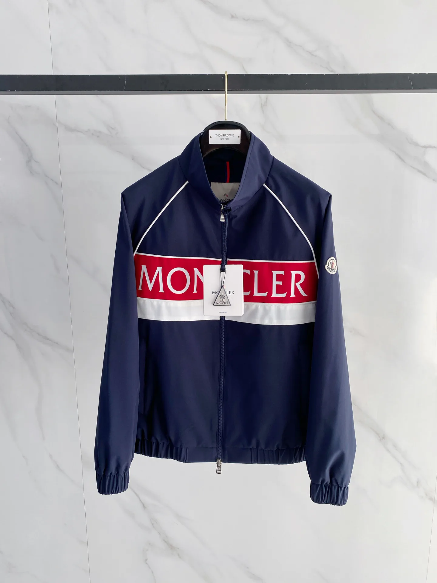 Куртки И Пуховики Мужские Moncler 3055120