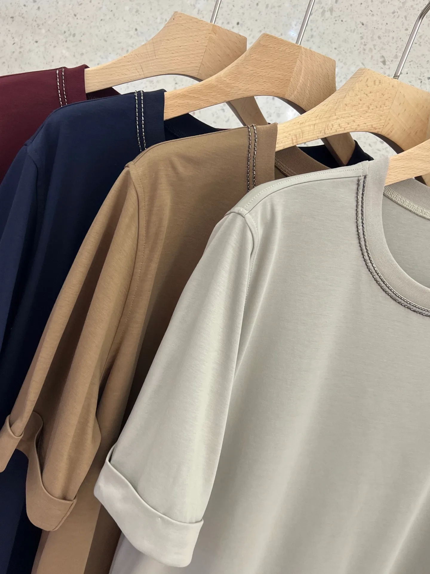 Футболки Женские Brunello Cucinelli 13210975