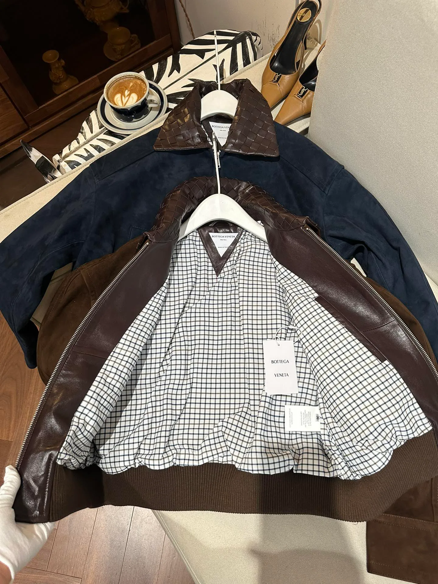 Кожаные Куртки И Дублёнки Женские Bottega Veneta 3078215
