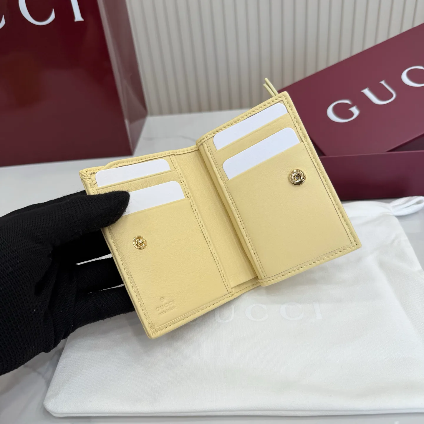 Клатчи Женские Gucci 17948236