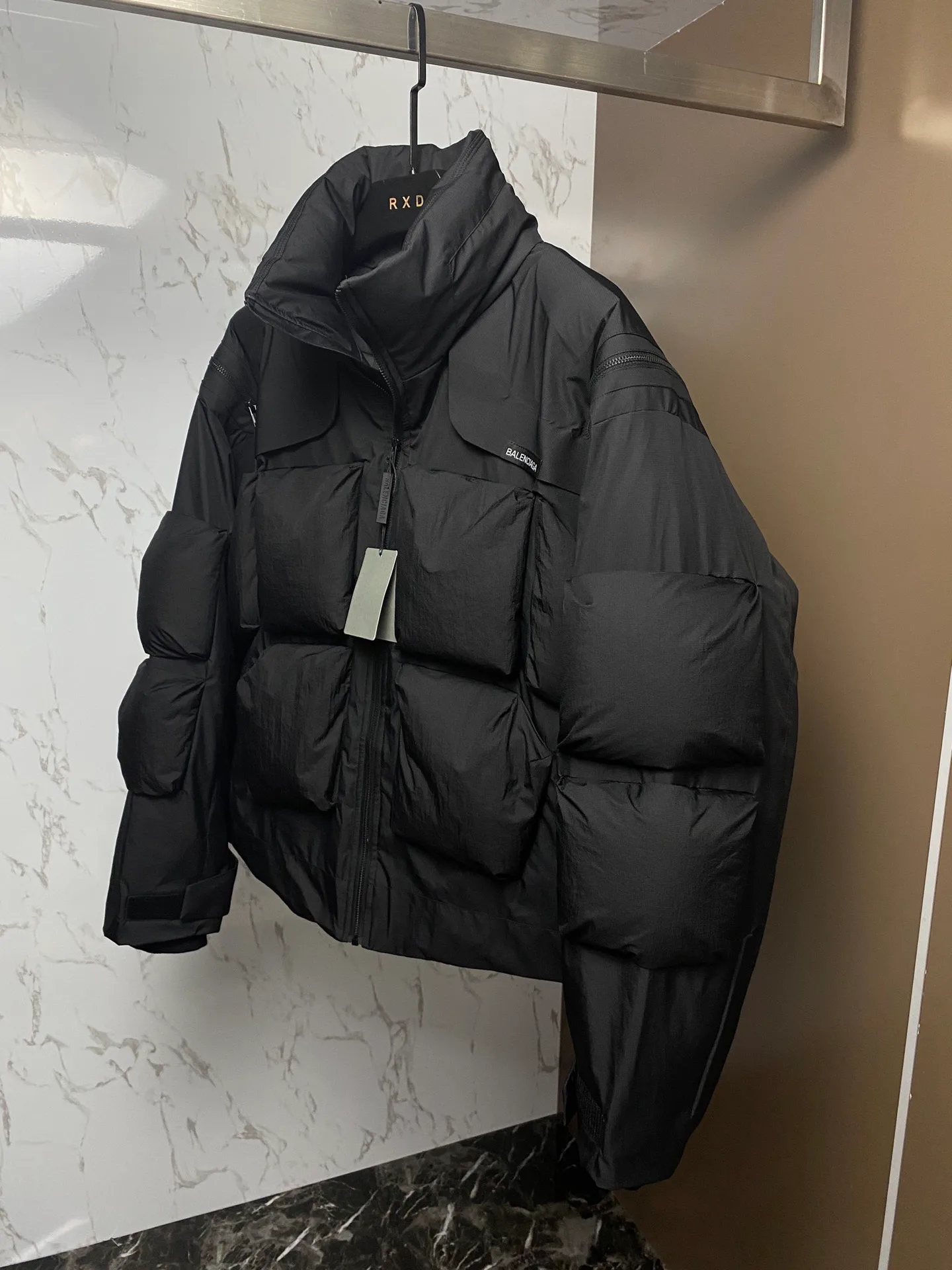 Куртки И Пуховики Мужские Balenciaga 17930645