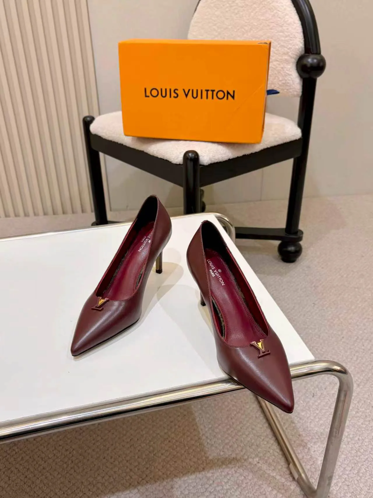 Туфли Женские Louis Vuitton 19763823