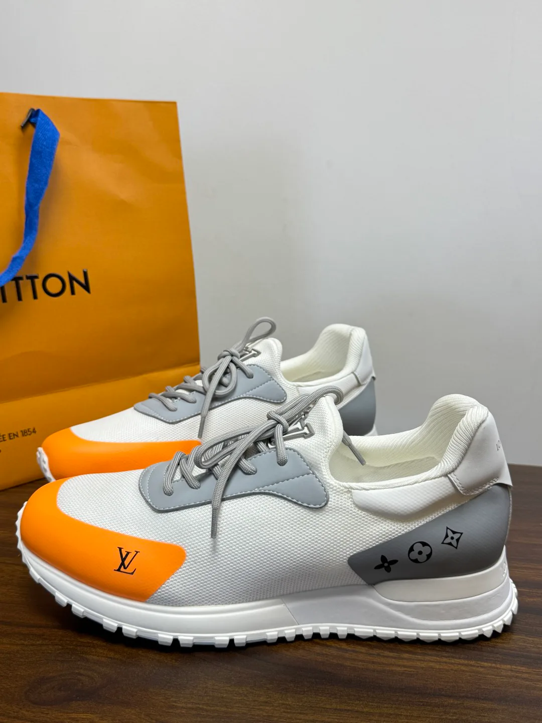 Кроссовки Мужские Louis Vuitton 19716393