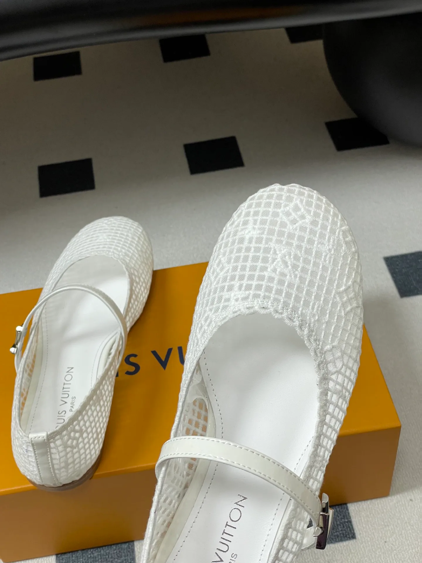 Балетки Женские Louis Vuitton 13332570