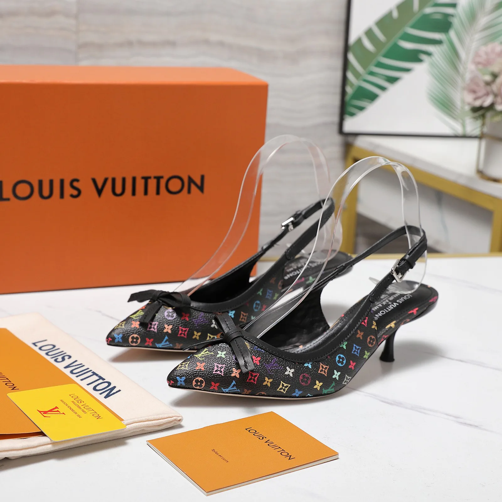 Туфли Женские Louis Vuitton 10250857